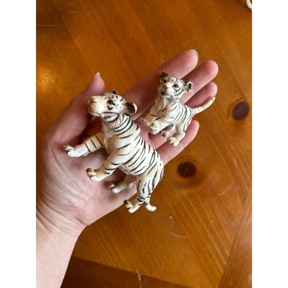 Vintage Schleich White Tiger & Cubs Figurines Toy Animals - Picture 8 of 9